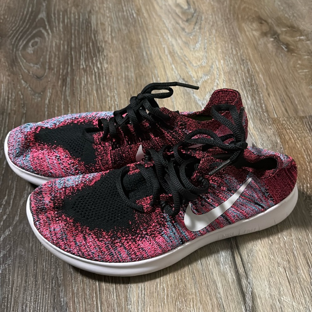 Nike Women’s Free RN Flyknit 2017